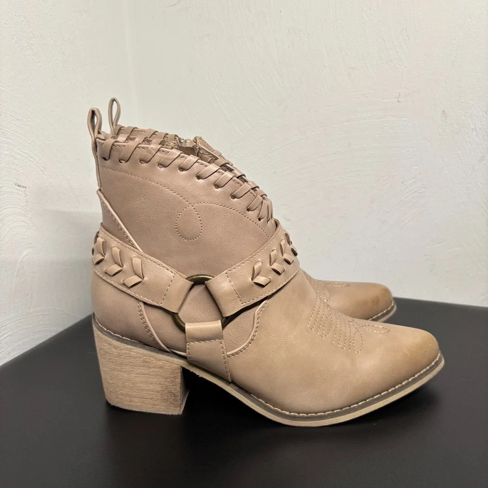 Altar'd State Rynn Women's Ankle Boots Size 6 Taupe Heeled Booties‎ Braided